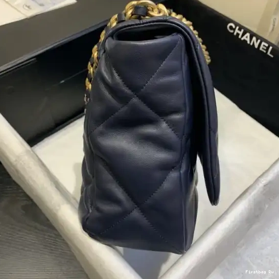 First Bag Ru BAG FLAP 19 CHANEL 0529